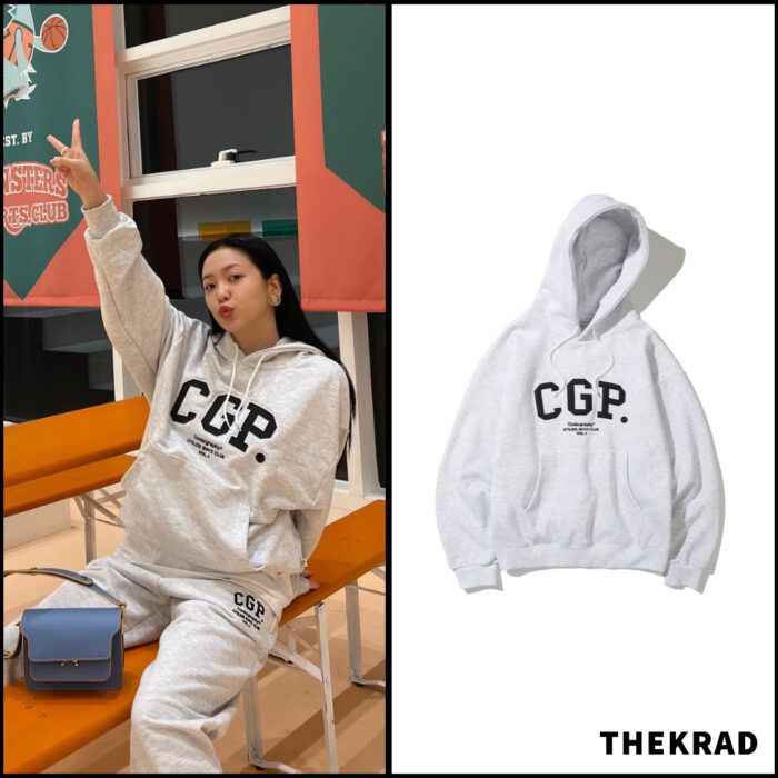 Red Velvet Yeri was spotted wearing casual hoodie and sweatpants from Codegraphy