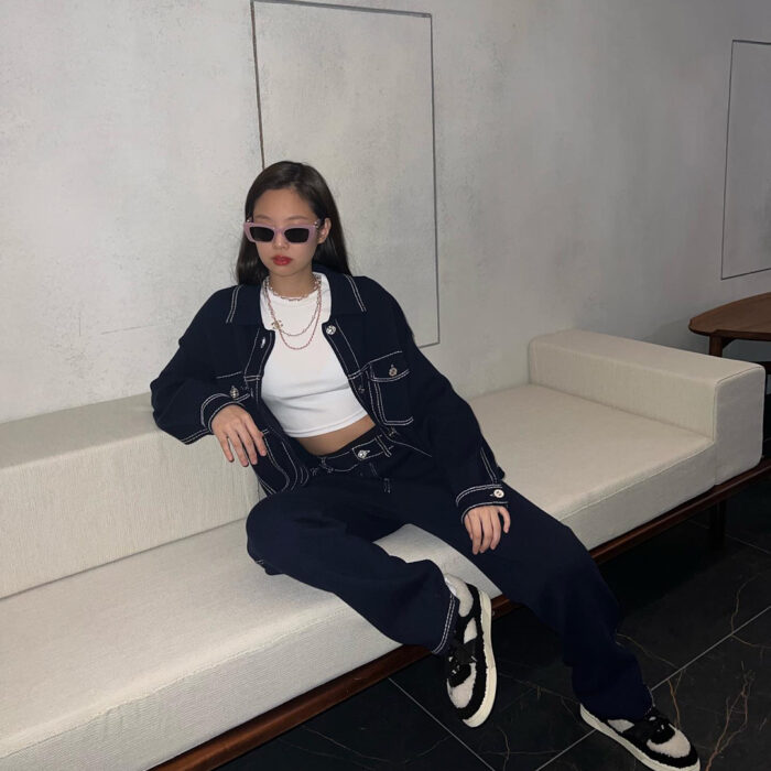 Blackpink Jennie was seen wearing Barrie jacket, pants and Chanel shearling sneakers