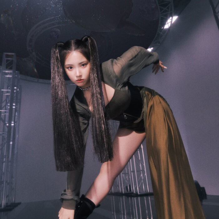 NMIXX Jiwoo was seen wearing Bonbom custom outfit and MISBHV boots on 'AD MARE' concept photo