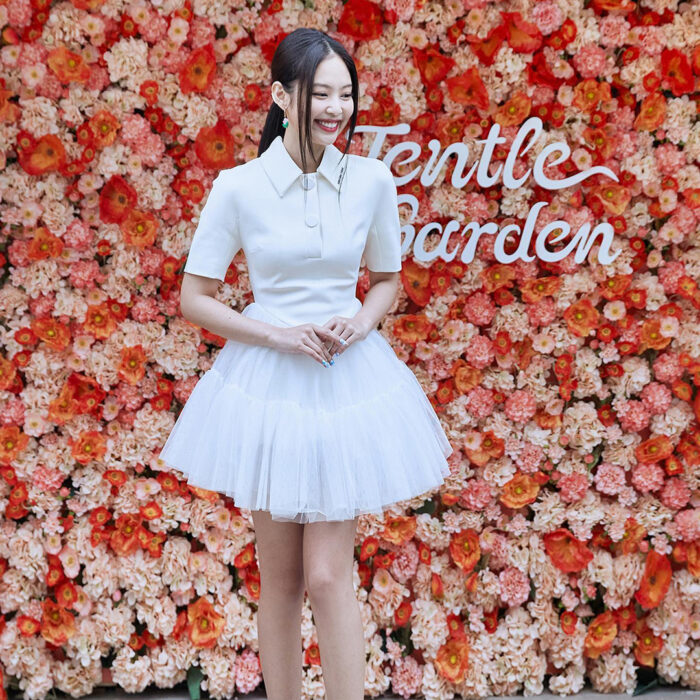 Blackpink Jennie outfit at 'Jentle Garden' pop up store at Seoul