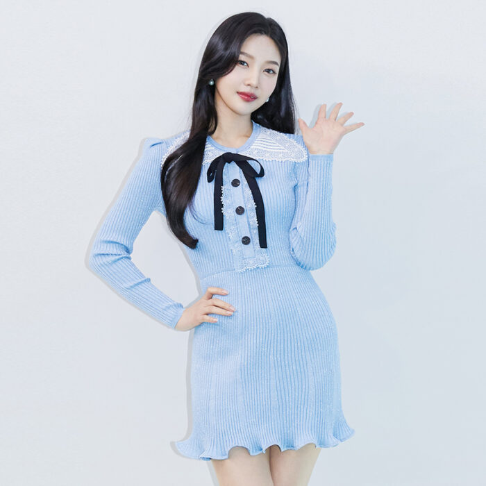 Red Velvet Joy outfit from 'Feel My Rhythm' Press Conference