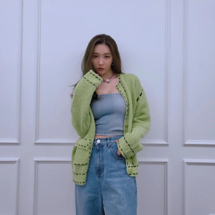 Sunmi outfit from Feb 25, 2022 : TheOpen Product cardigan