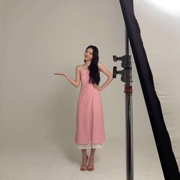 Cho Yi Hyun outfit from May 25, 2022 : Etmon dress