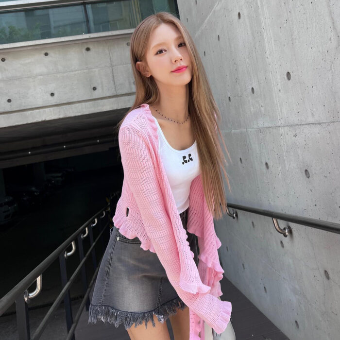 (G)I-dle Miyeon outfit from May 14, 2022 : Saint Laurent bag and more