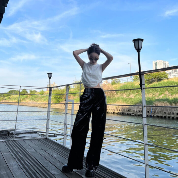 Jung Hye Sung outfit from May 24, 2022 : Insilence pants and more