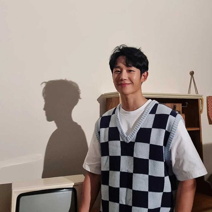 Jung Hae In outfit from June 1, 2022 : Havism vest