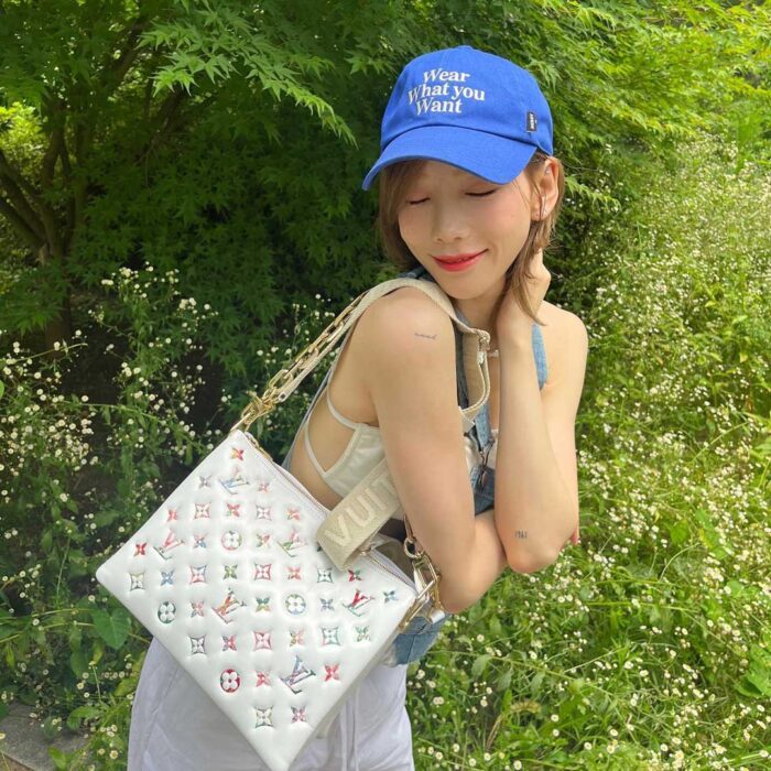 SNSD Taeyeon outfit from Aug 7, 2022 : Louis Vuitton bag and more